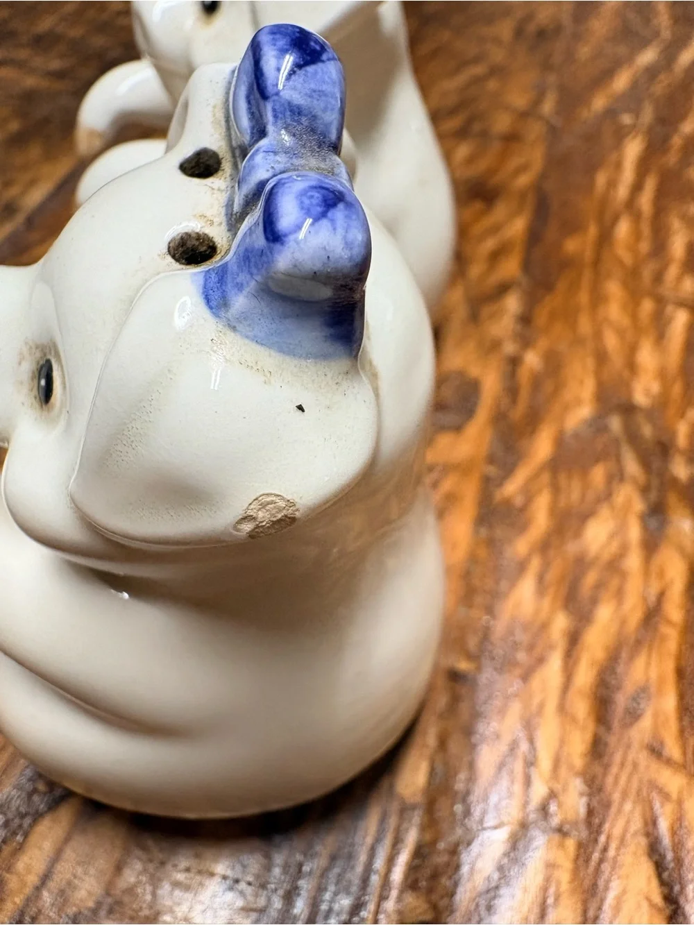 70’s Fitz and Floyd Cream Ceramic Pig Salt & Pepper Shakers Blue Bow 3.25”X2.25